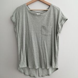 Jane and Delancey Waffle Knit Green T-Shirt with Back Slit Chest Pocket Medium
